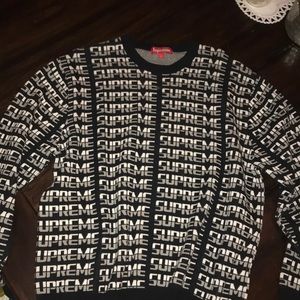 Supreme print logo sweater